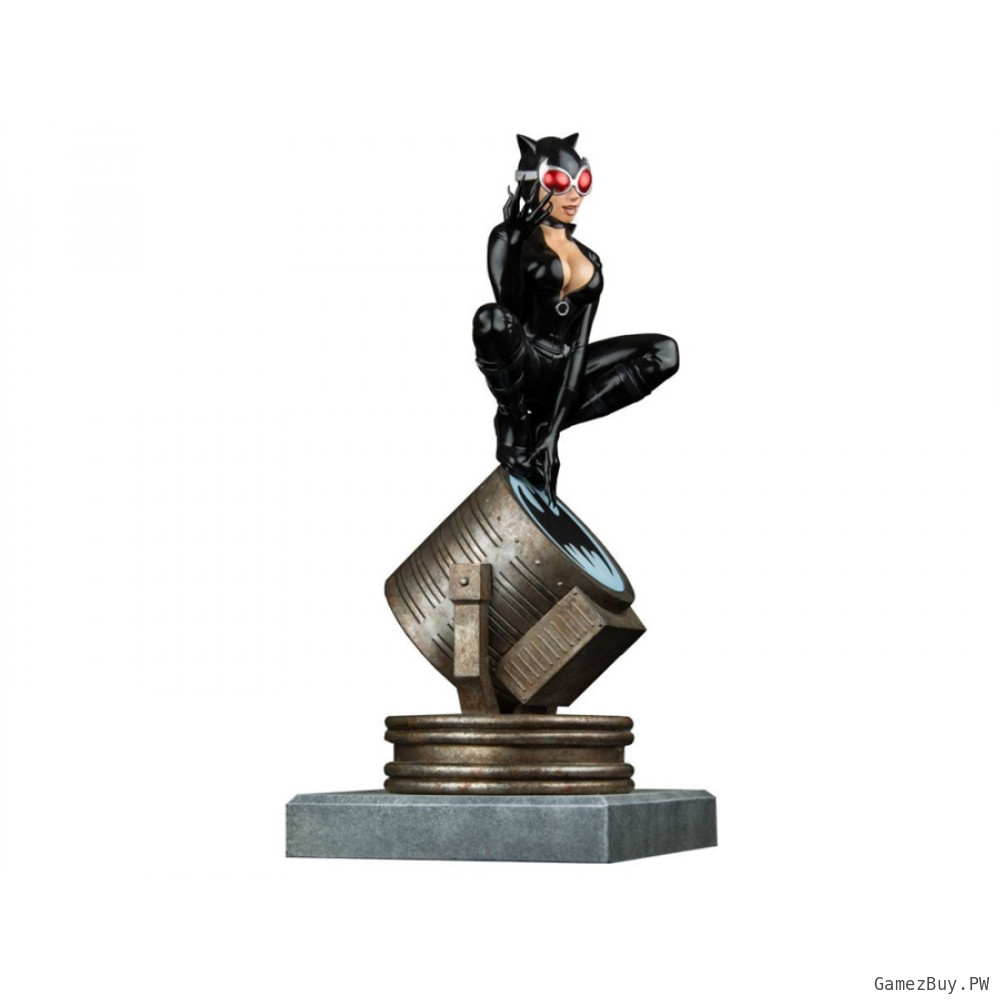 Статуя Женщина-кошка на бэт-сигнале (Catwoman) Limited Edition
