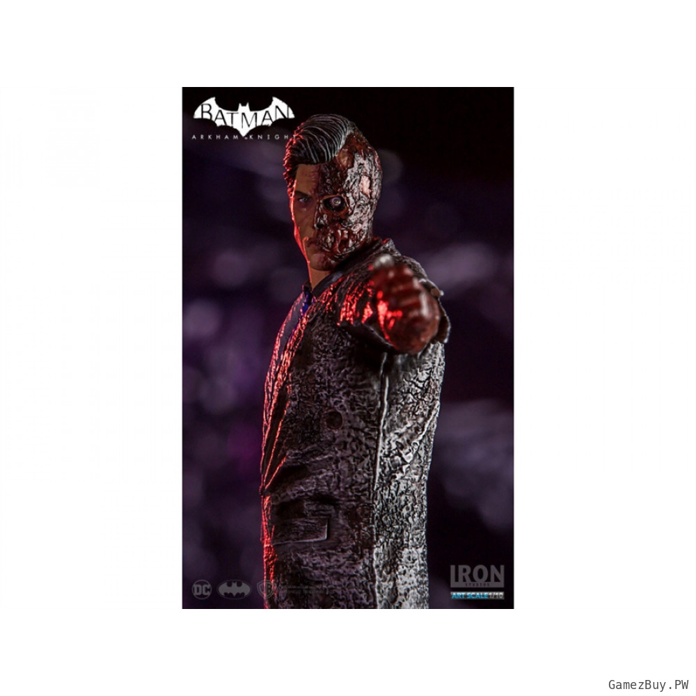 Фигурка Двуликий (Two-Face) из игры Batman: Arkham Knight